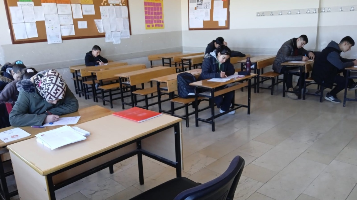 BİGEP deneme sınavımız 7. ve 8. sınıflarımızla gerçekleştirildi.
